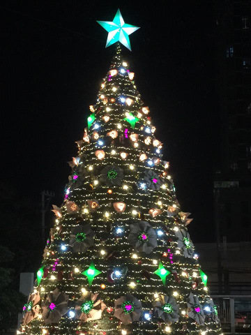 A giant Christmas Tree at the De Lasalle University in Taft Avenue, Manila.